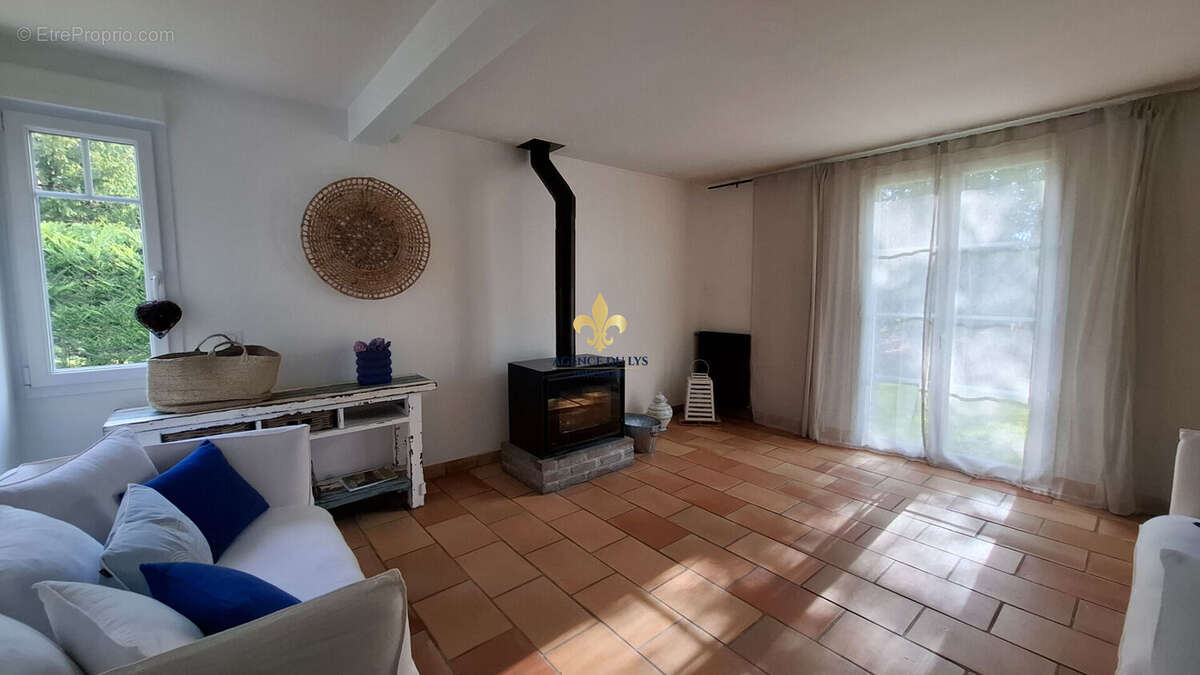 Maison à LAMORLAYE