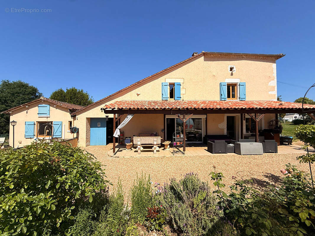 Maison de caractere - photo 3