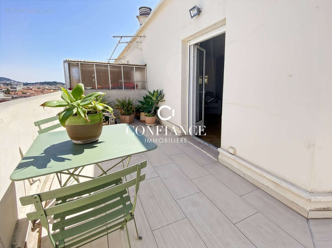 Appartement à NICE