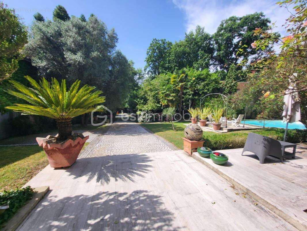 Domaine de charme avec piscine – À 15 min de Pau - photo 7