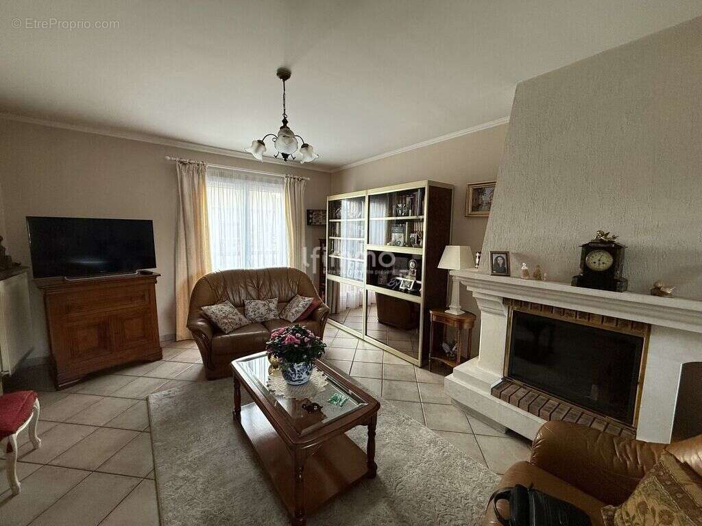 Maison à TREMBLAY-EN-FRANCE