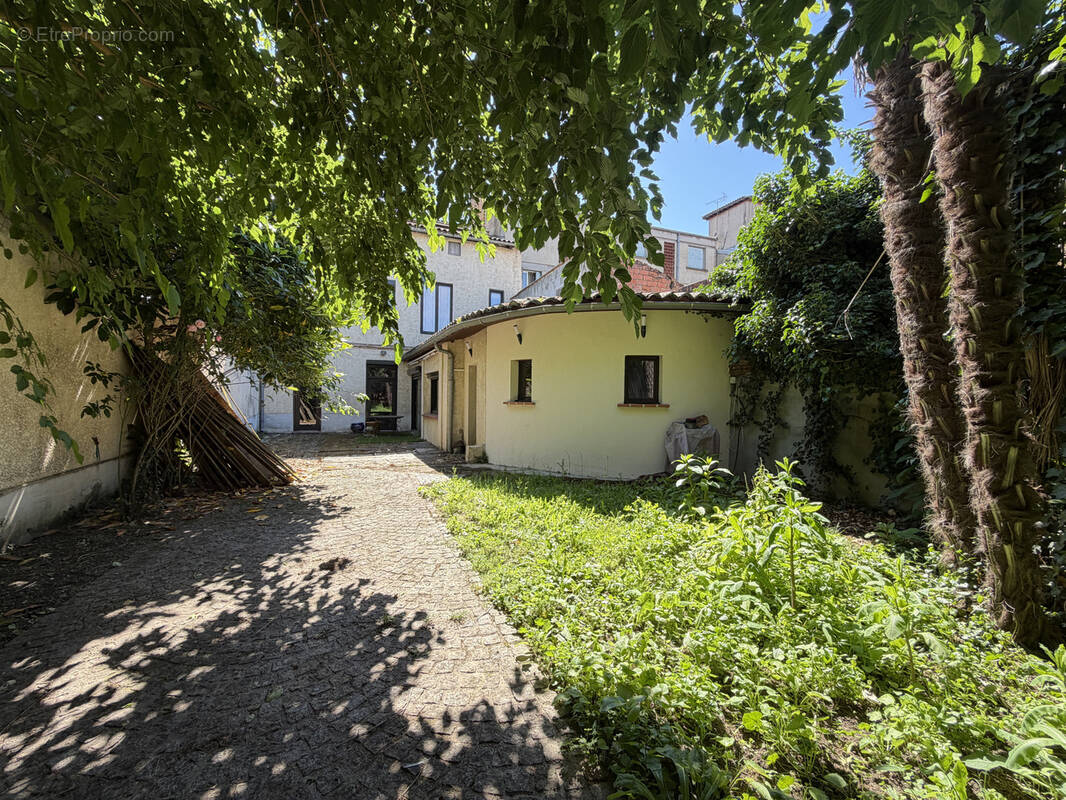 Maison à CASTELSARRASIN