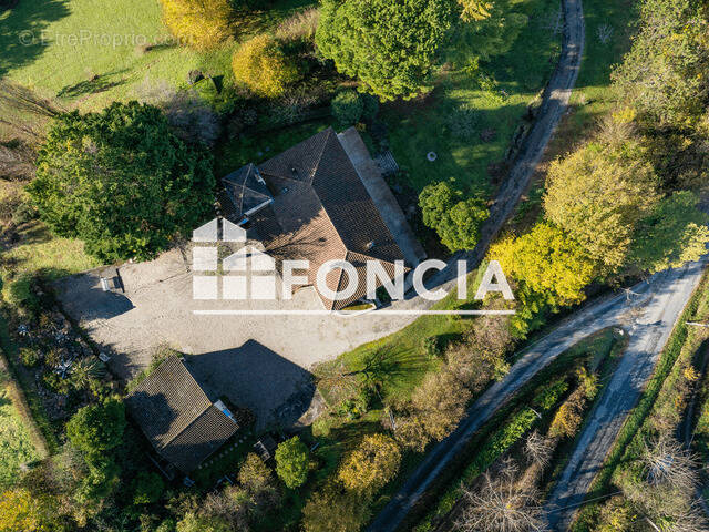 Maison à SAINTE-LIVRADE-SUR-LOT