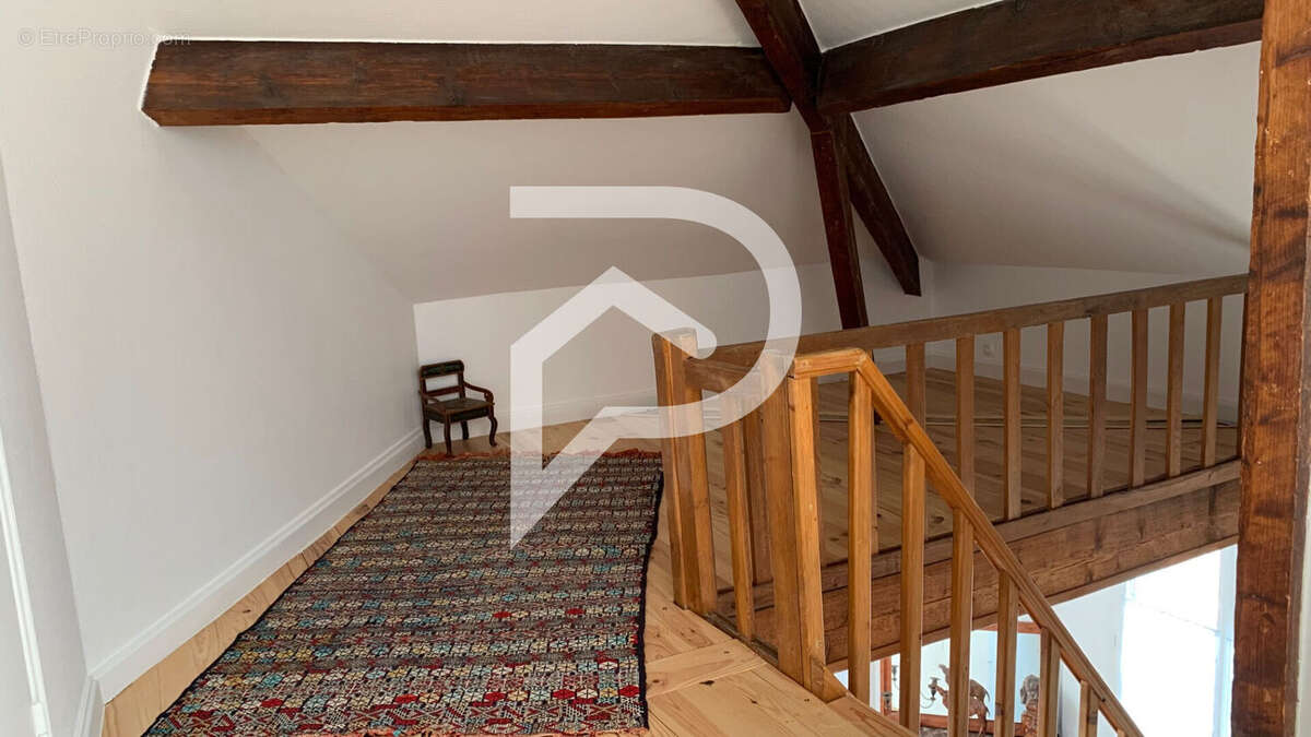 Appartement à COLOMBES