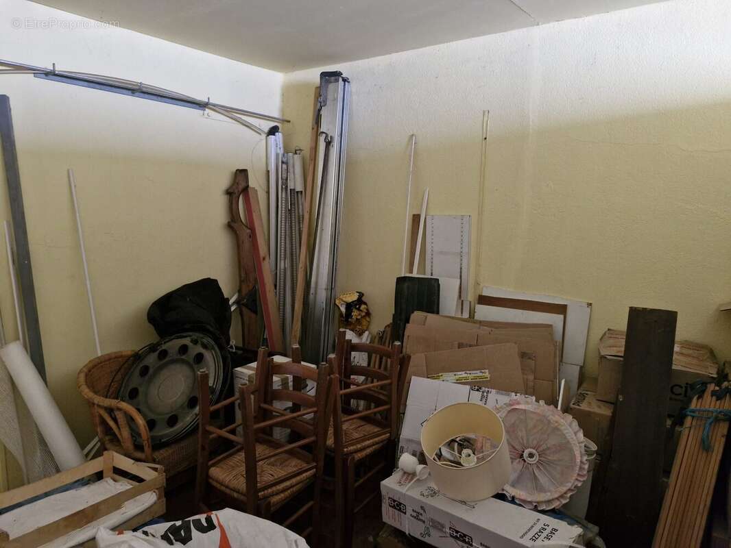 Commerce à BESSINES-SUR-GARTEMPE