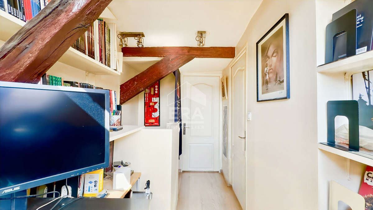 Appartement à PARIS-10E