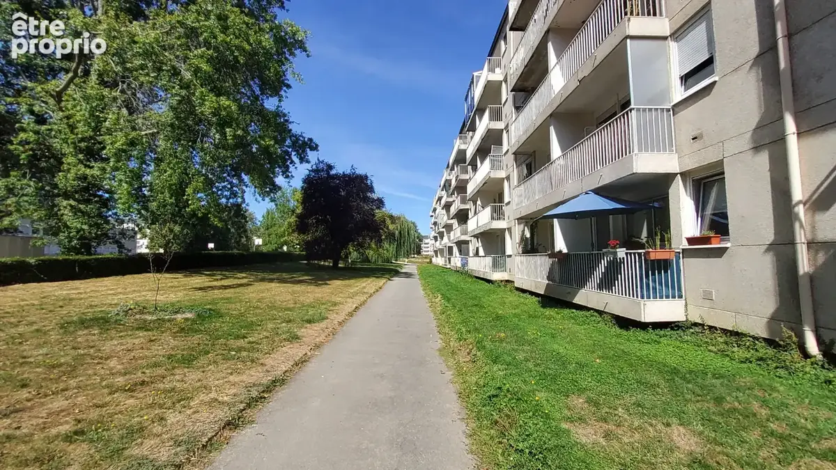 A VENDRE - Appartement T3  - 2 chambres - 62m2 - Quartier BREQUIGNY - photo 11