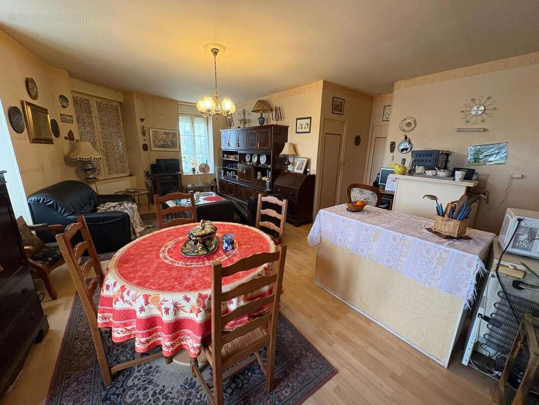 Appartement 50 m² à Vierzon  - photo 3