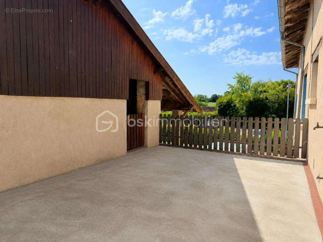 Appartement  T5 - photo 10