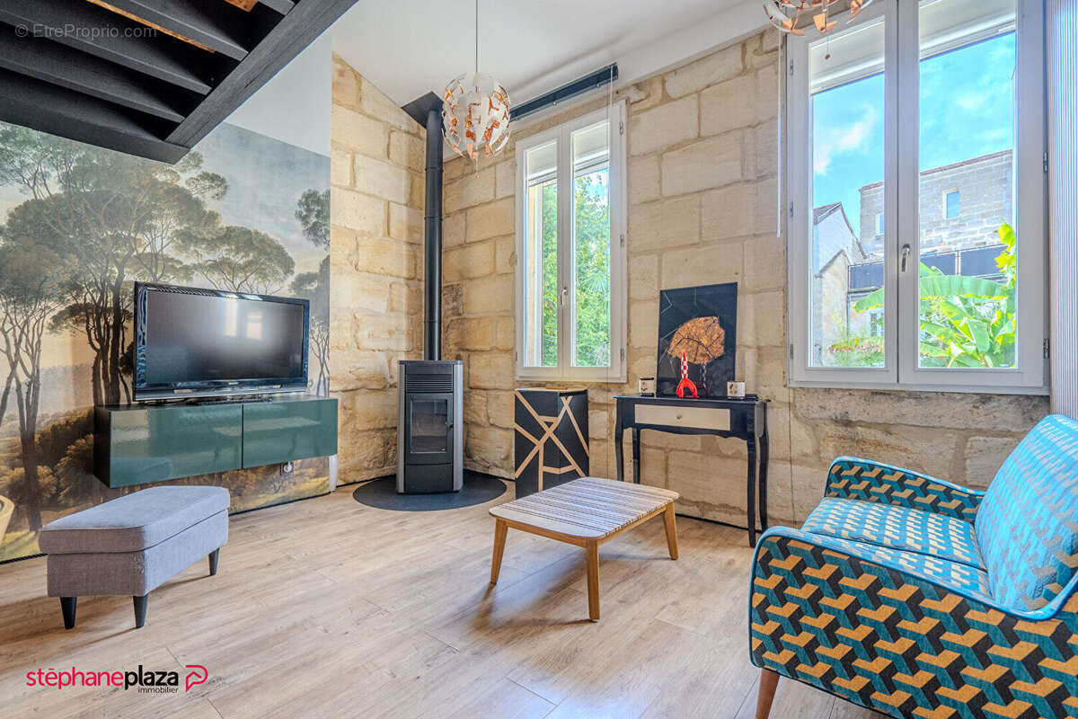 Appartement à BORDEAUX