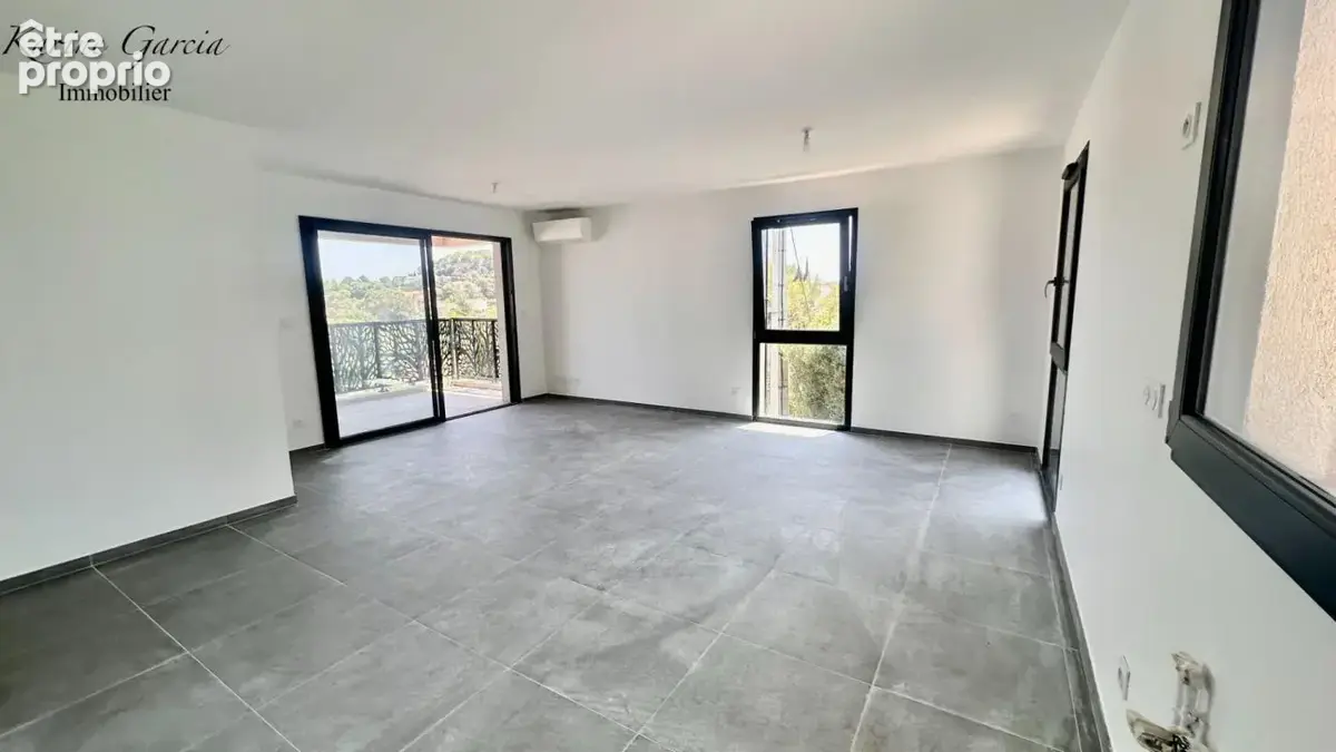 Six fours les plages - appartement de type 3 - superficie 62 m² -  parking sous sol - photo 6