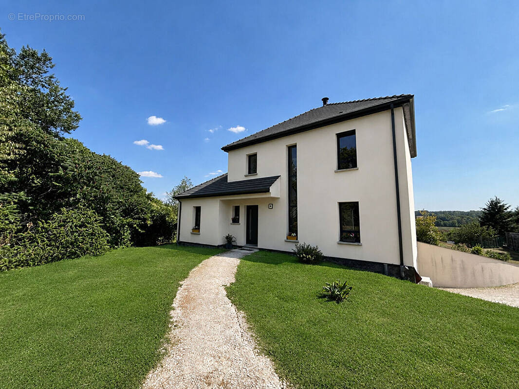 Maison à COULOMMIERS