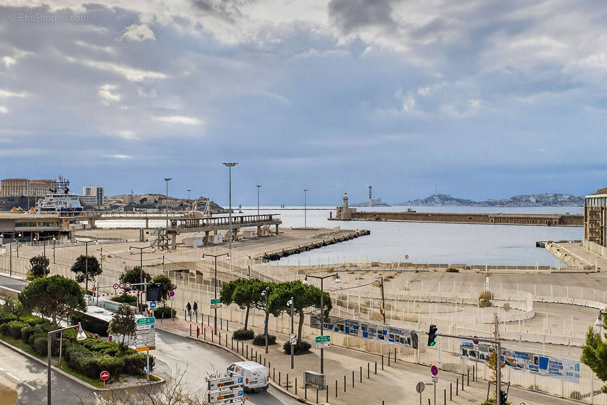 Appartement à MARSEILLE-2E