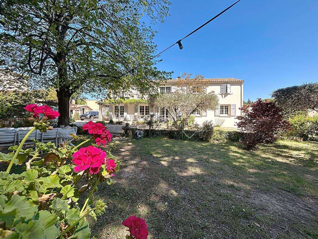 Maison à ROQUEMAURE