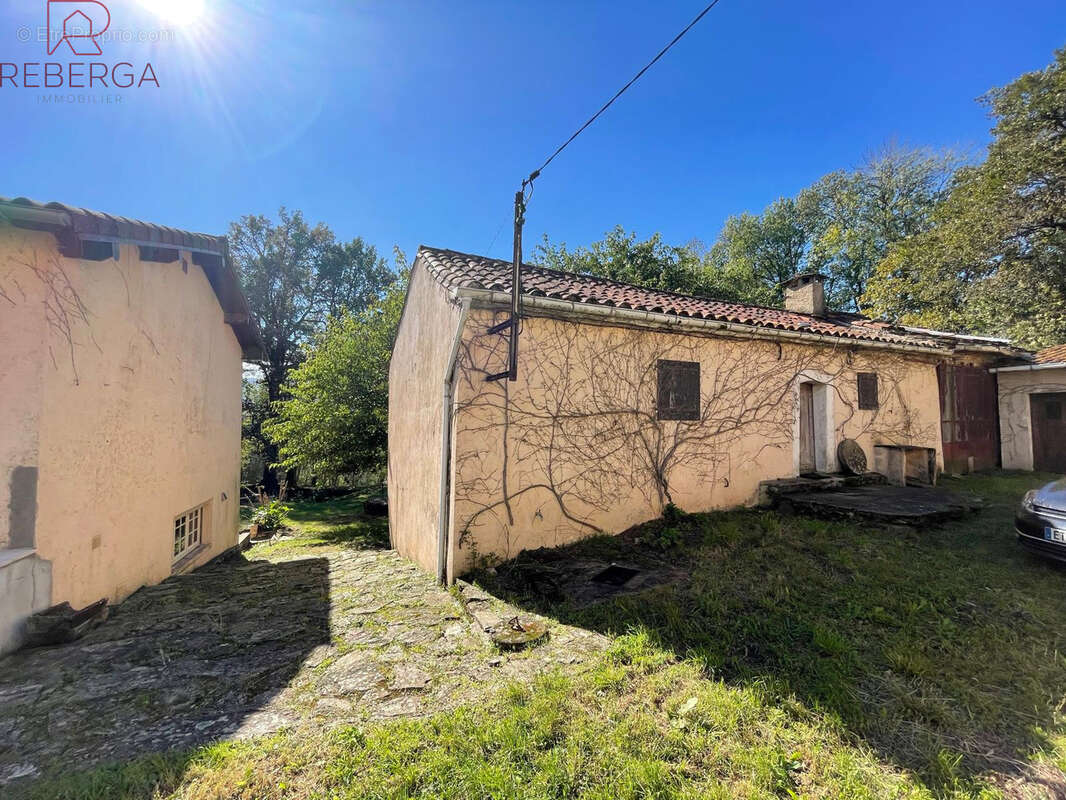 Maison à SAINT-AMANS-VALTORET