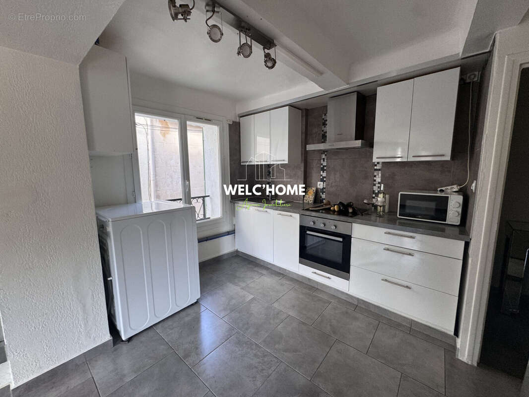 Cuisine T3 - Maison à POURCIEUX