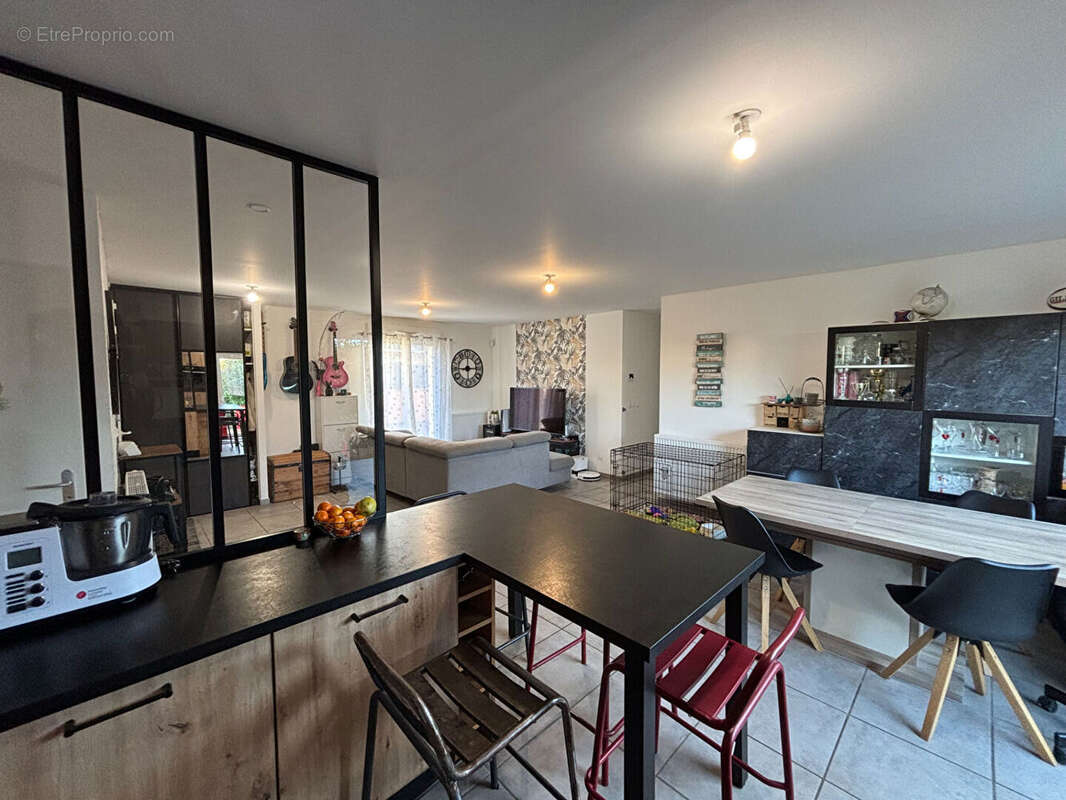 Maison à SAINT-MAURICE-DE-GOURDANS