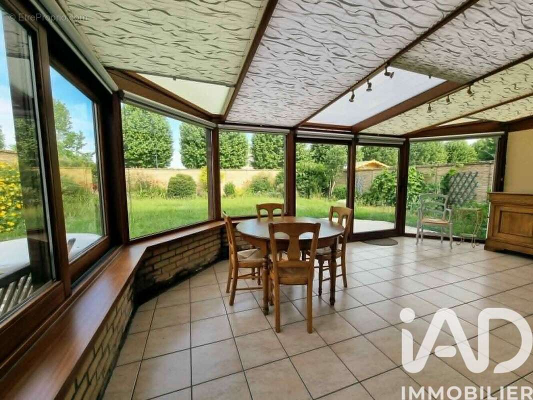 Maison 108 m² à La Bassee  - photo 9