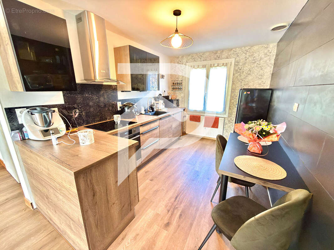 Maison à SAINTS-GEOSMES