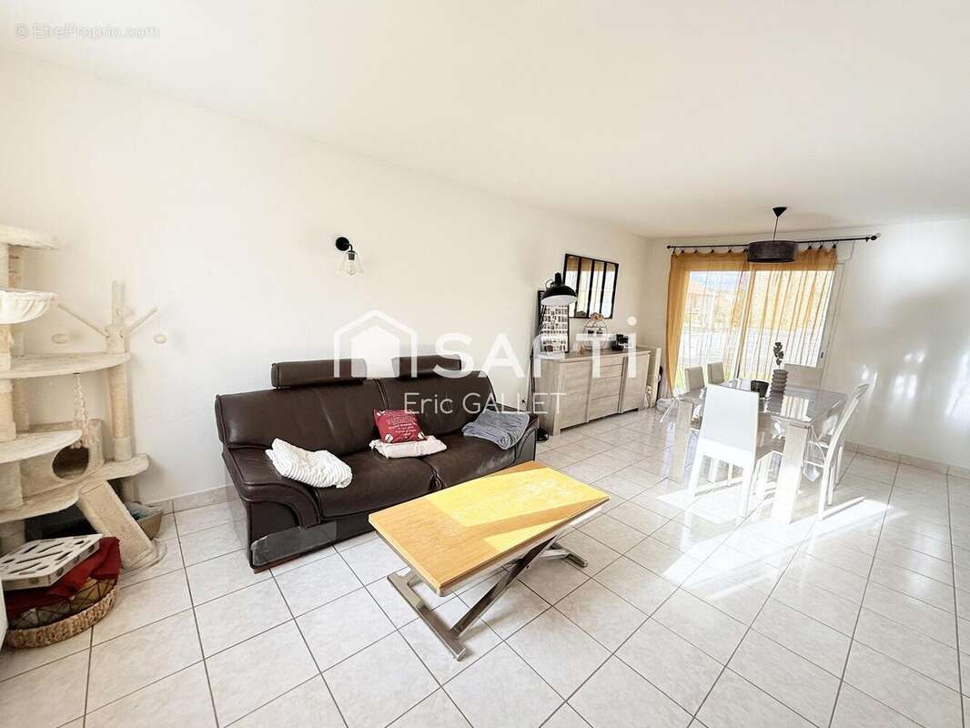 Photo 3 - Maison à DAMPNIAT