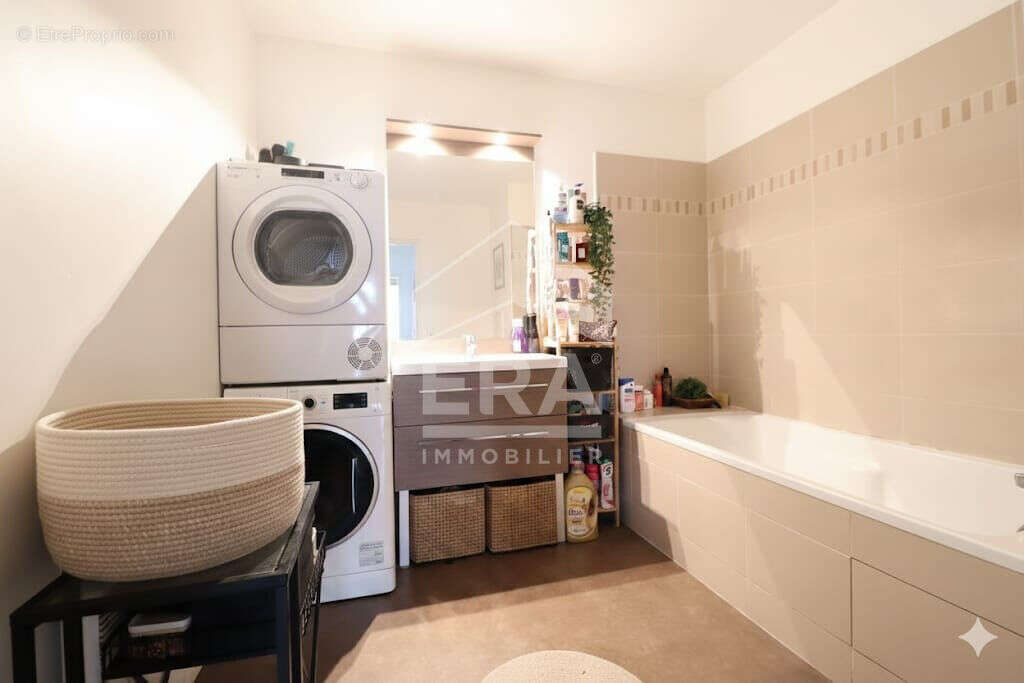 Appartement à SAINT-DENIS