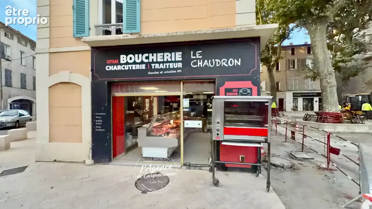 Local commercial 3 pièces 51 m² · à Cuers · 51 m² · 76 000 €