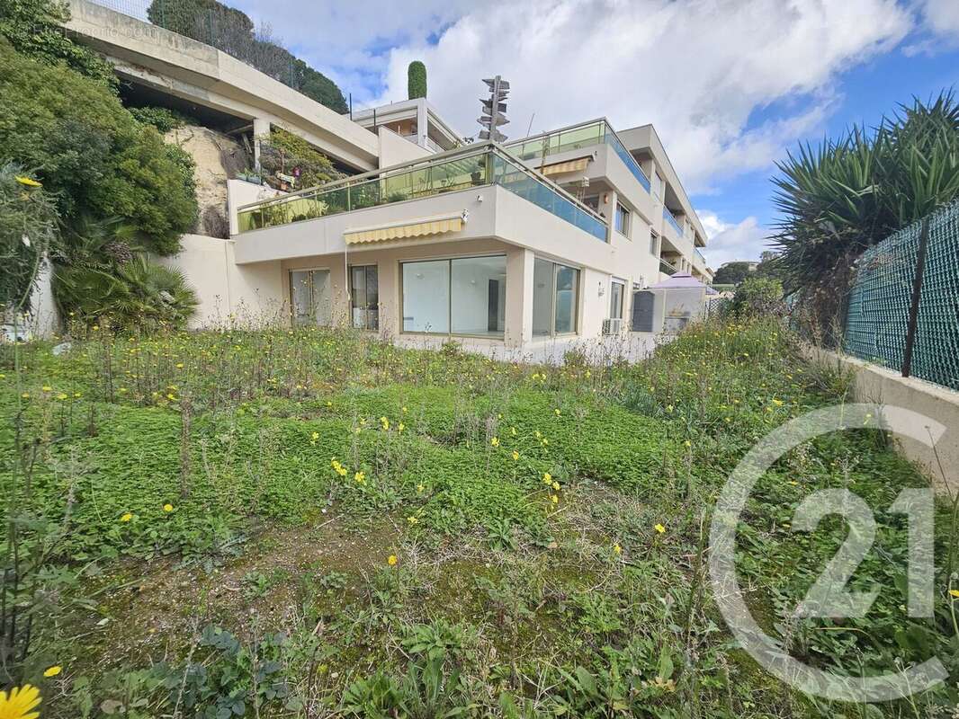 Appartement 80 m² à Saint-Laurent-Du-Var  - photo 9