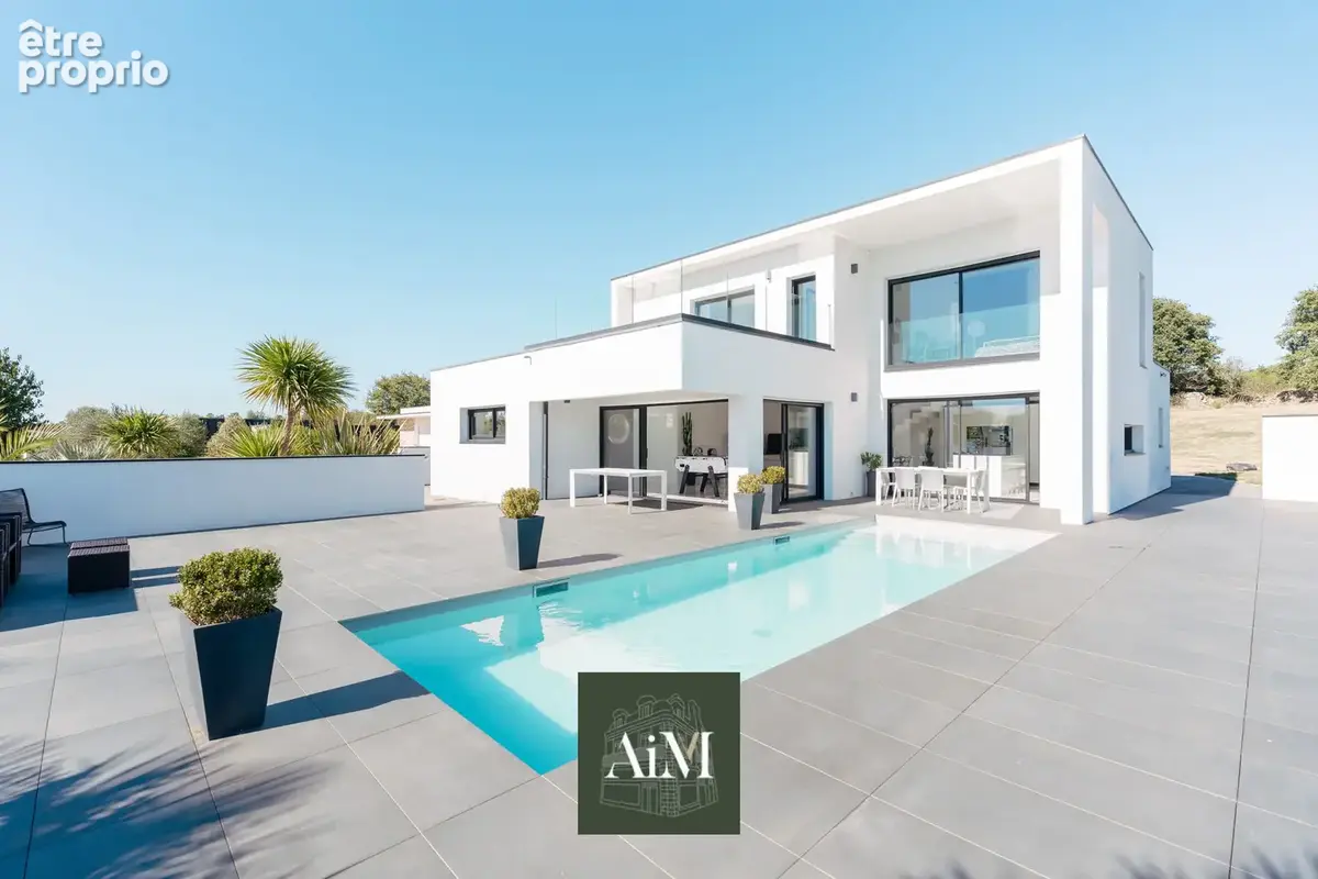 Photo Maison à Meucon au prix de 1 196 000€