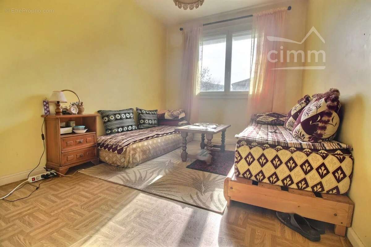 Appartement à LAVEYRON