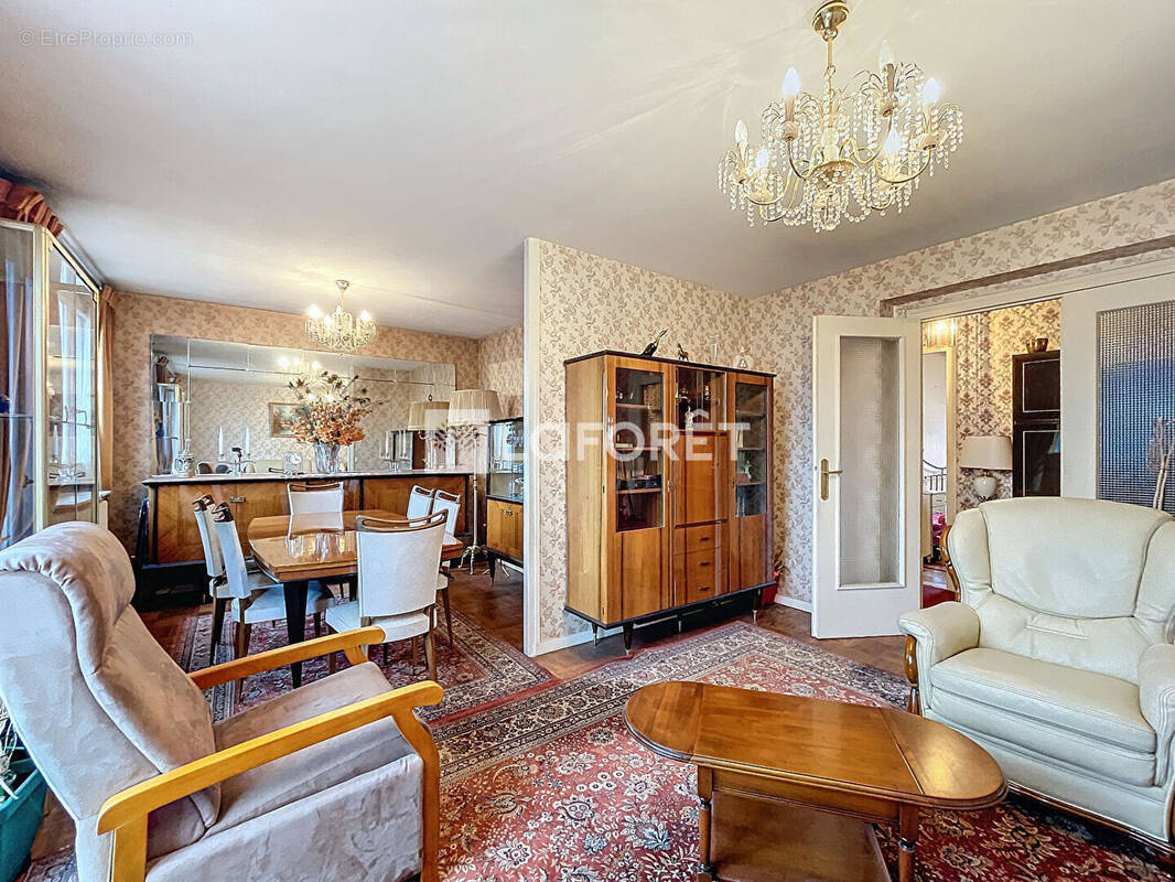 Appartement à CHATILLON