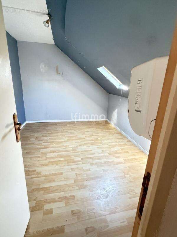 Maison individuelle, avec un terrain plat, à proximité de Morhan - photo 11
