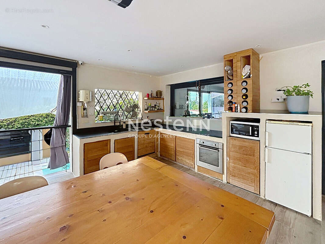 EXCLUSIVITE !! Maison à vendre à La Motte d'Aigues - 6 pièces, piscine, sous sol. - photo 13