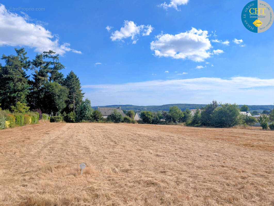 Terrain à GUER