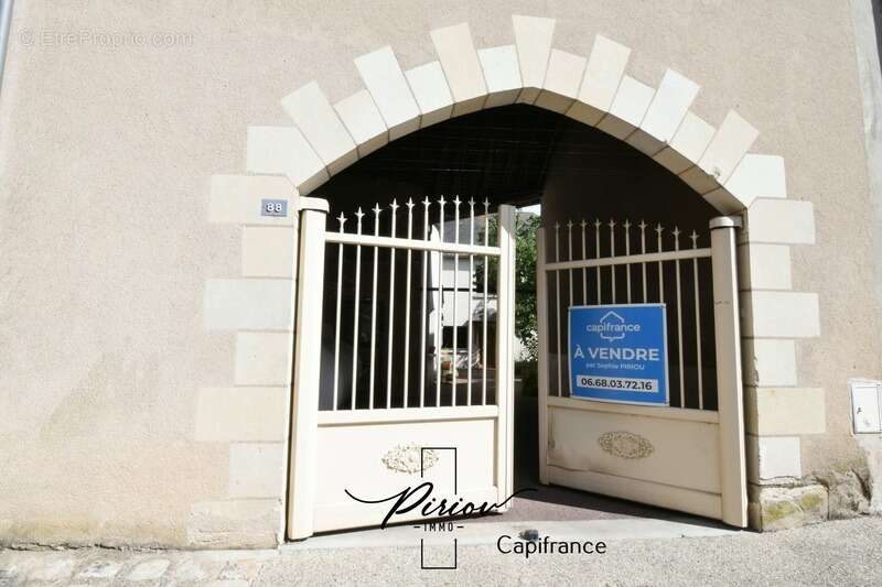Maison de ville, vie de plain pied, 2 salles d'eau, 3 chambres - photo 3