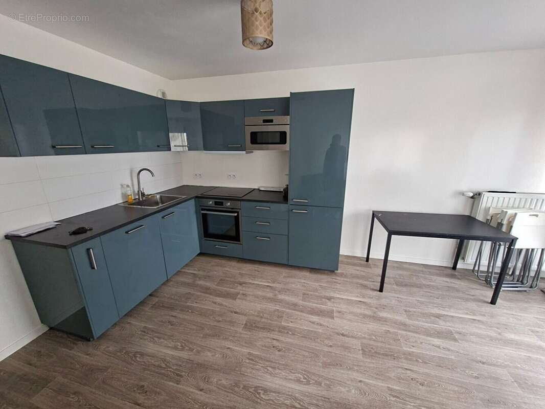 Appartement à LA COURNEUVE