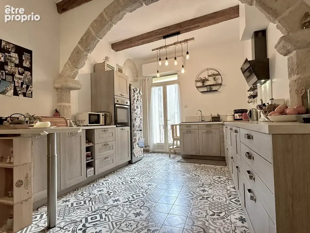 Maison de village avec garage, studio et un extérieur de 75 m2 - photo 3