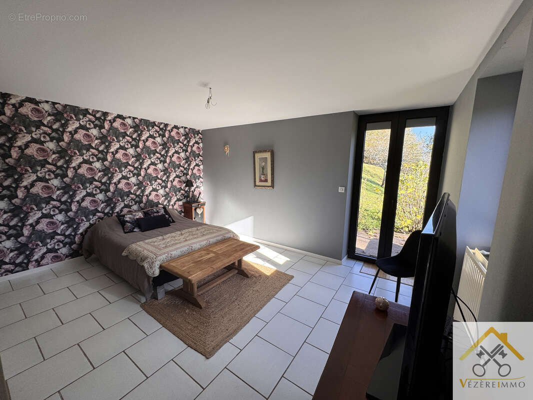 Maison à SAINT-CYPRIEN