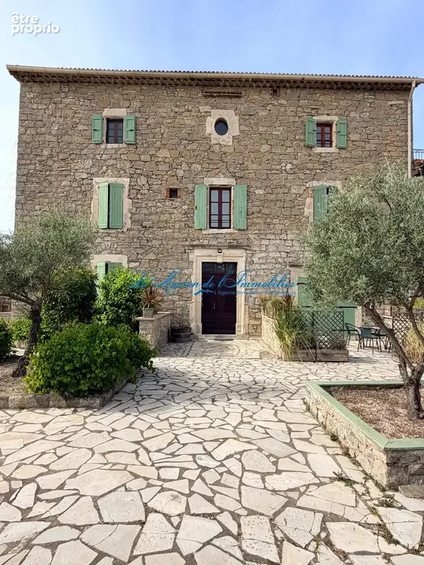 CANAULES, dans une maison en pierres de caractère, appartement T3  au 1er étage avec terrasse privée - photo 7
