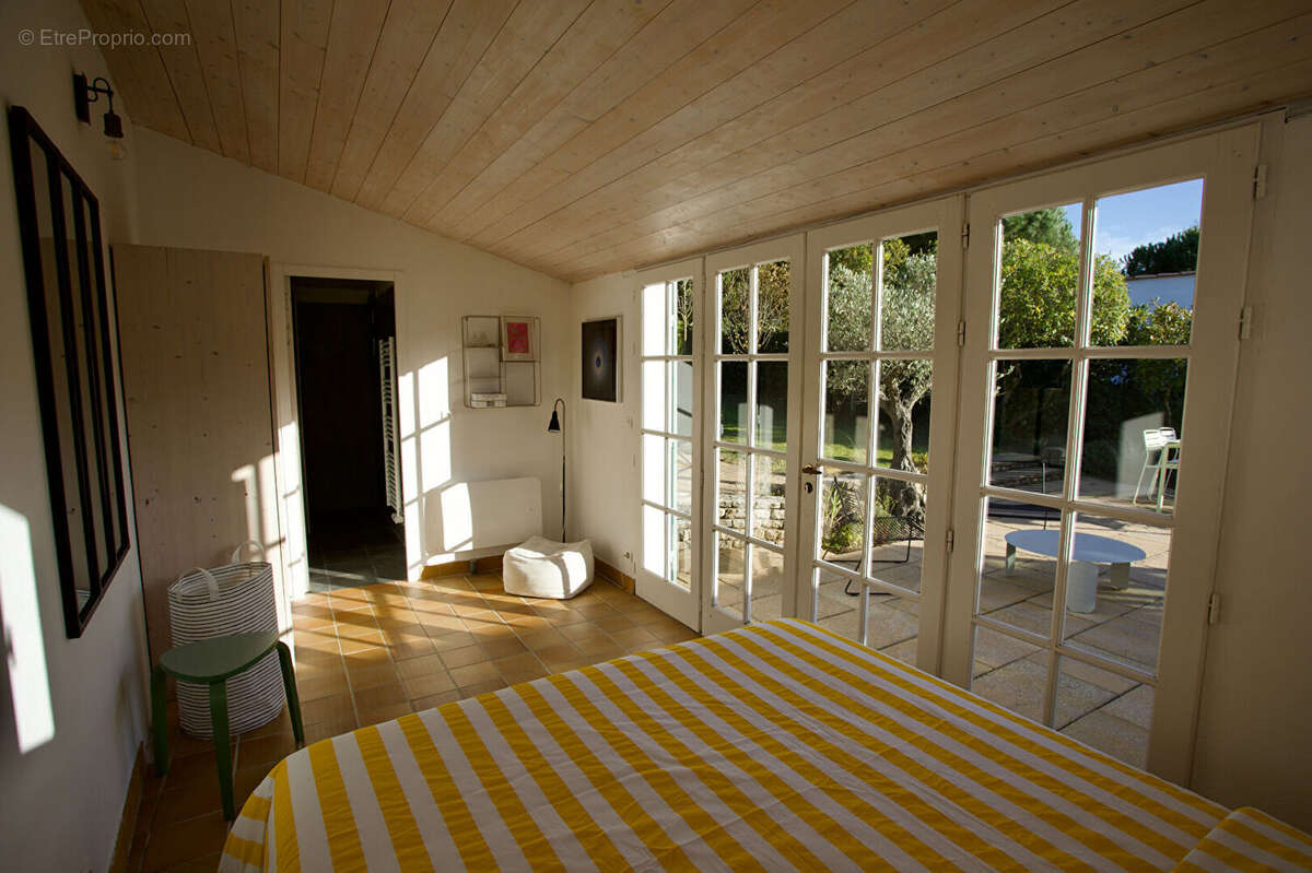 Maison à LES PORTES-EN-RE