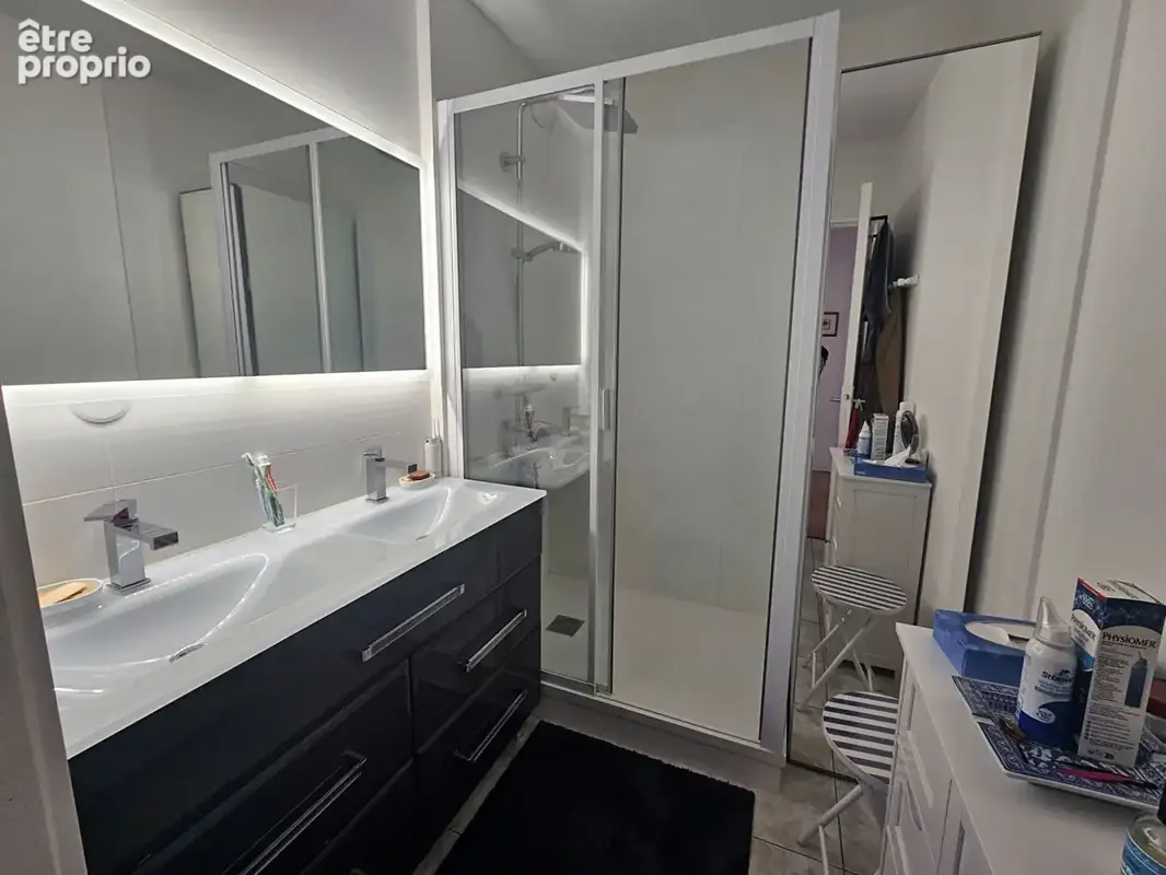 Appartement lumineux T3 60 m² traversant entièrement rénové en étage élevé - photo 7