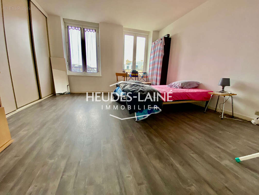 Appartement  F4 3 chambres 99m²  centre-ville - 50300 AVRANCHES - photo 4