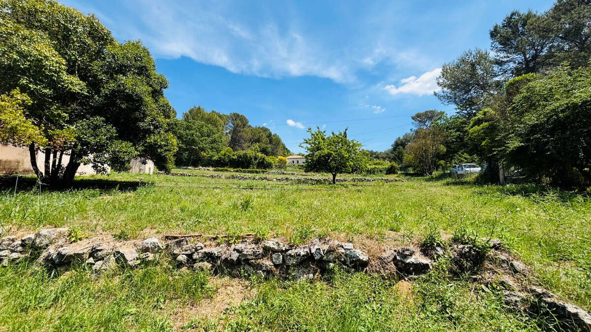 Maison Fuveau 3 pièce(s) 65 m2 - photo 3