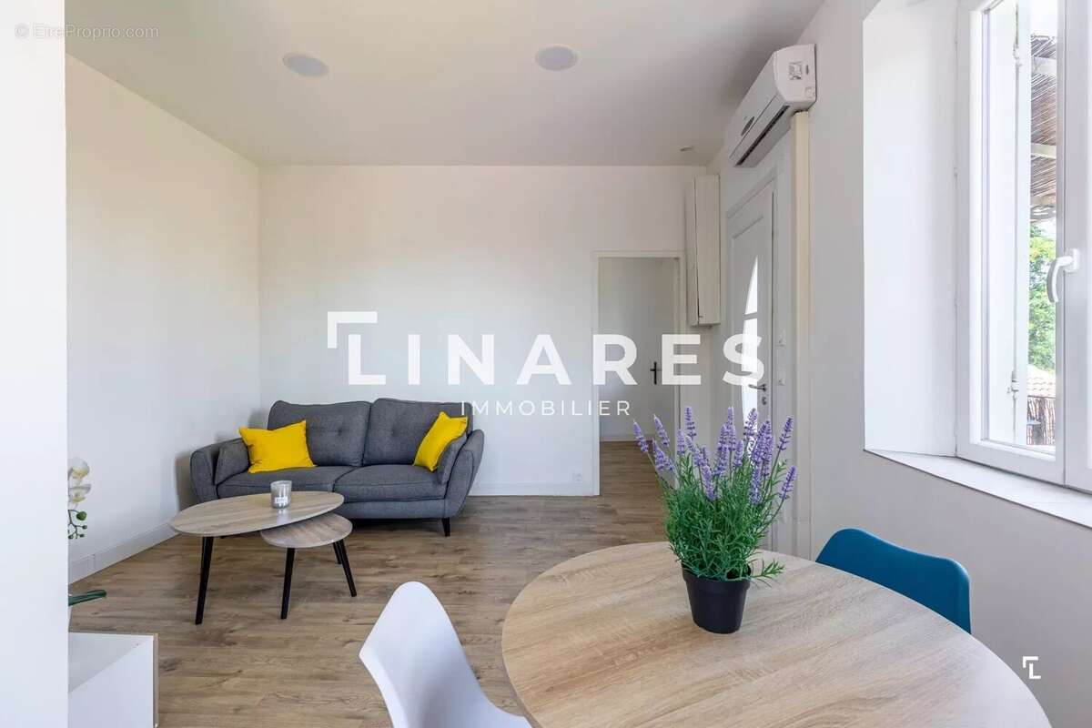 Appartement à MARSEILLE-11E