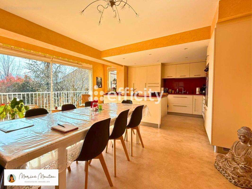 Maison à PRIVAS