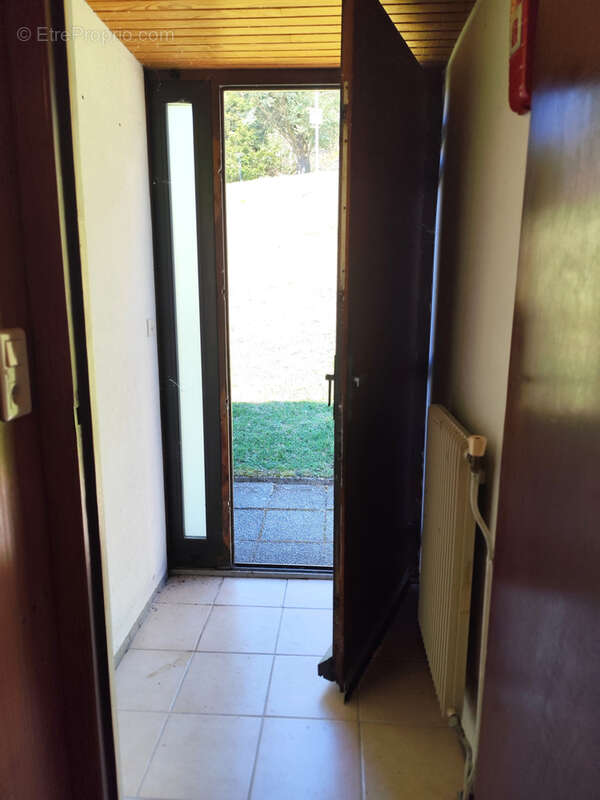 Appartement à MURAT-LE-QUAIRE