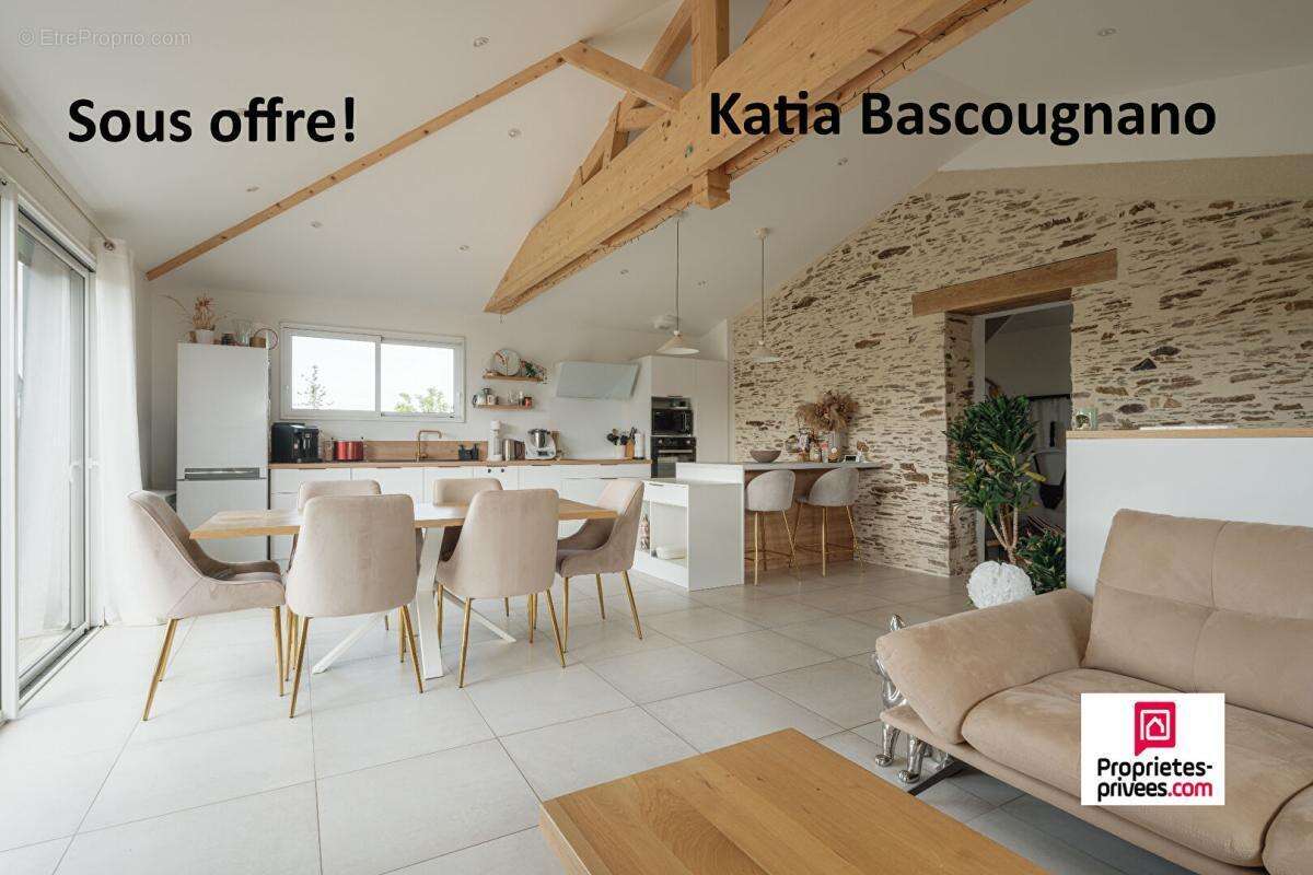 Maison à LA CHAPELLE-BASSE-MER