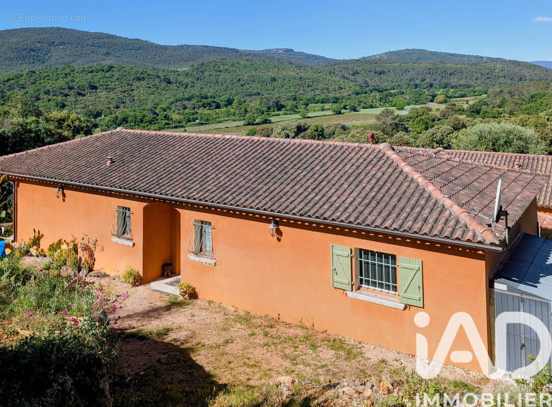 Photo 1 - Maison à BESSE-SUR-ISSOLE