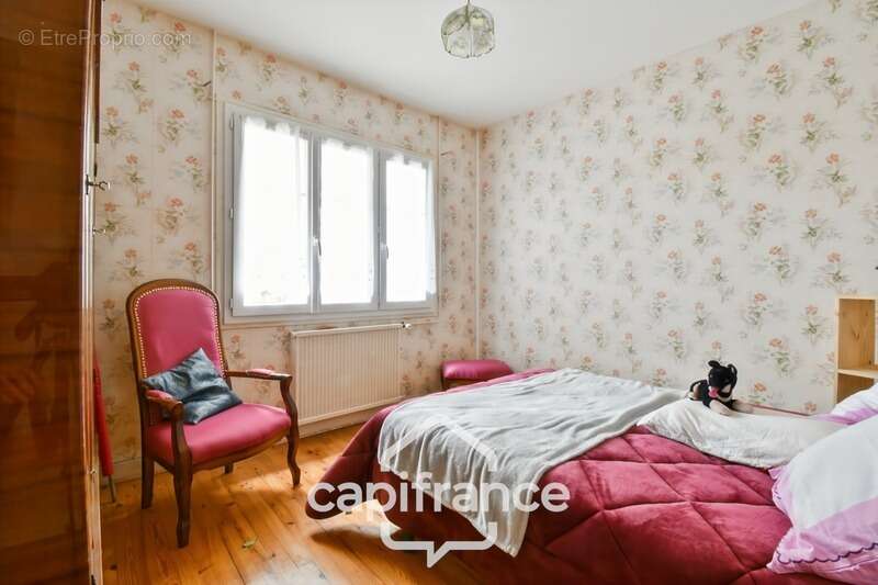 Maison à vendre de plain pied 5 pièces SAINT JEAN D'ANGELY (17) sur une parcelle de 1012m² - photo 25