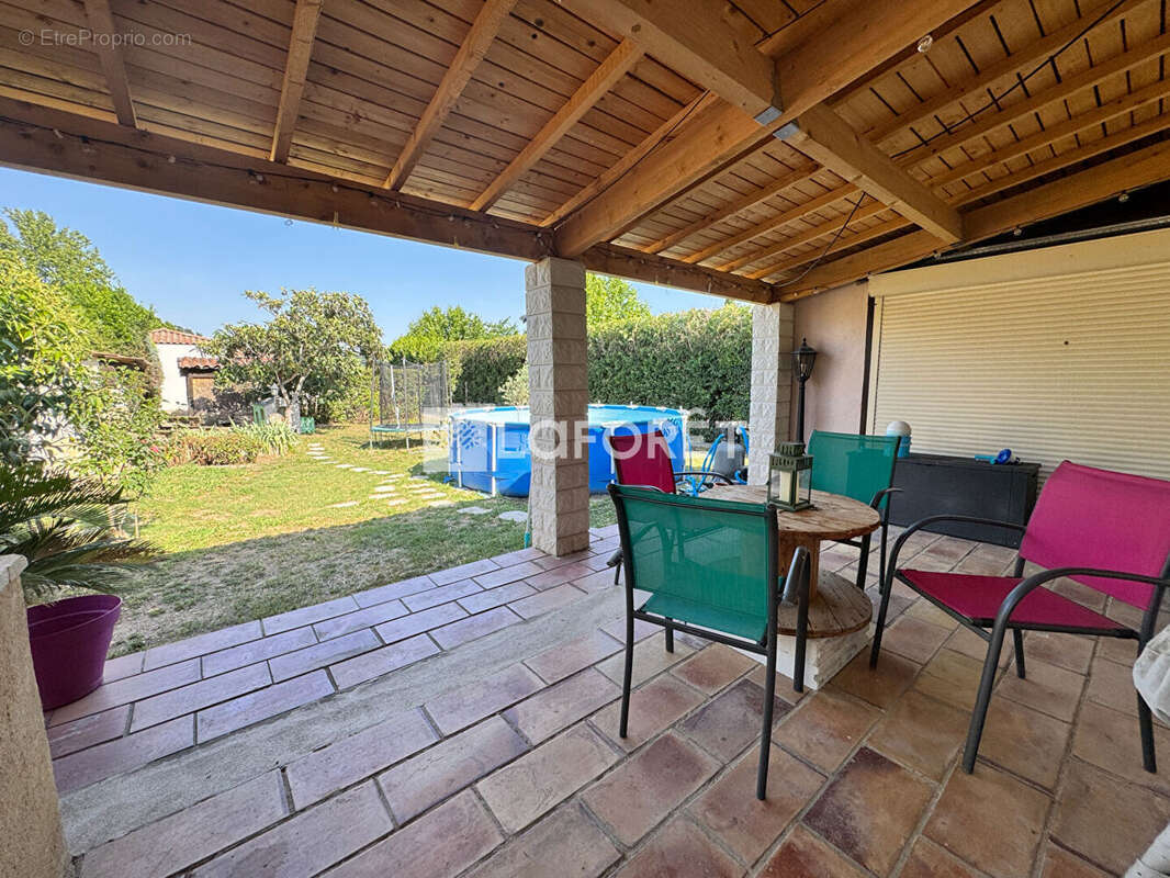 Maison à MORIERES-LES-AVIGNON