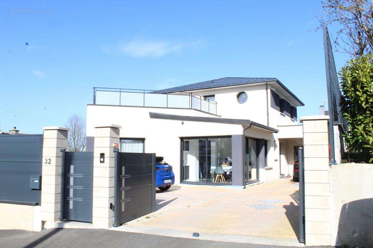 Maison à PLOUFRAGAN